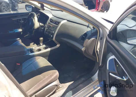 2013 Nissan Altima 2.5 S from USA, damaged, VIN 1N4AL3AP6DC177865